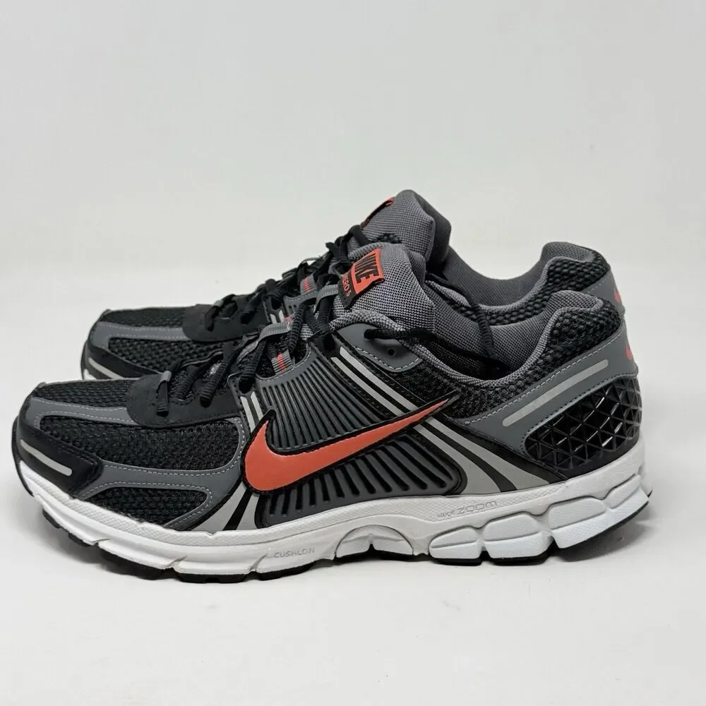 Nike Zoom Vomero 5 Sneakers Shoes Mens 13 Black Picante Red Gray Running FB9149